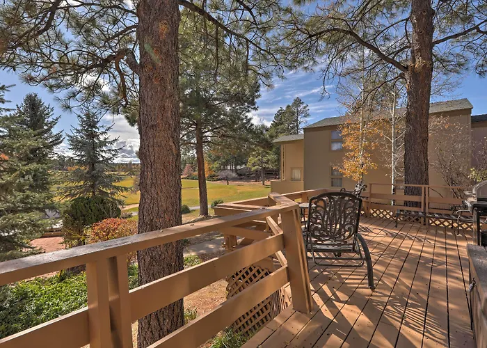 Townhome W/ View, Country Club Amenities Holiday home *