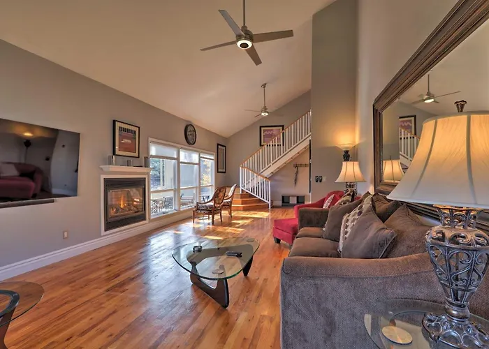 Holiday home Townhome W/ View, Country Club Amenities *
