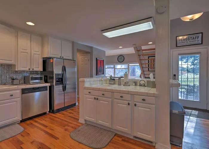 Townhome W/ View, Country Club Amenities * Flagstaff