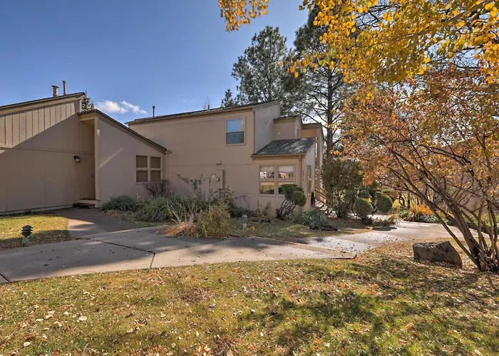 Townhome W/ View, Country Club Amenities Holiday home Flagstaff